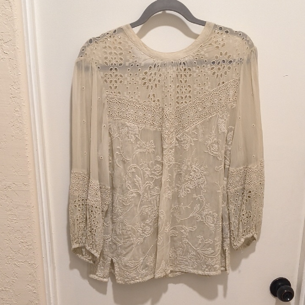 Johnny Was Cream Embellished 3/4 Sleeve Blouse